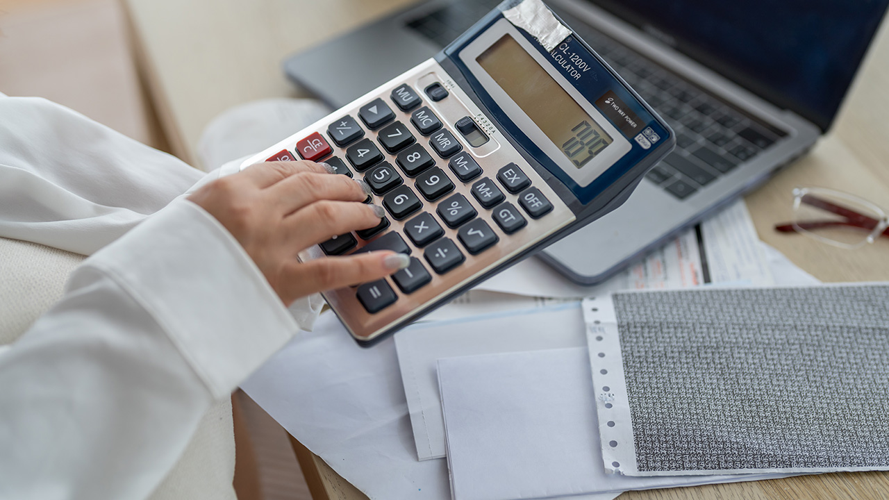 Abolition of the notional tax credit on dividends for non-UK resident taxpayers